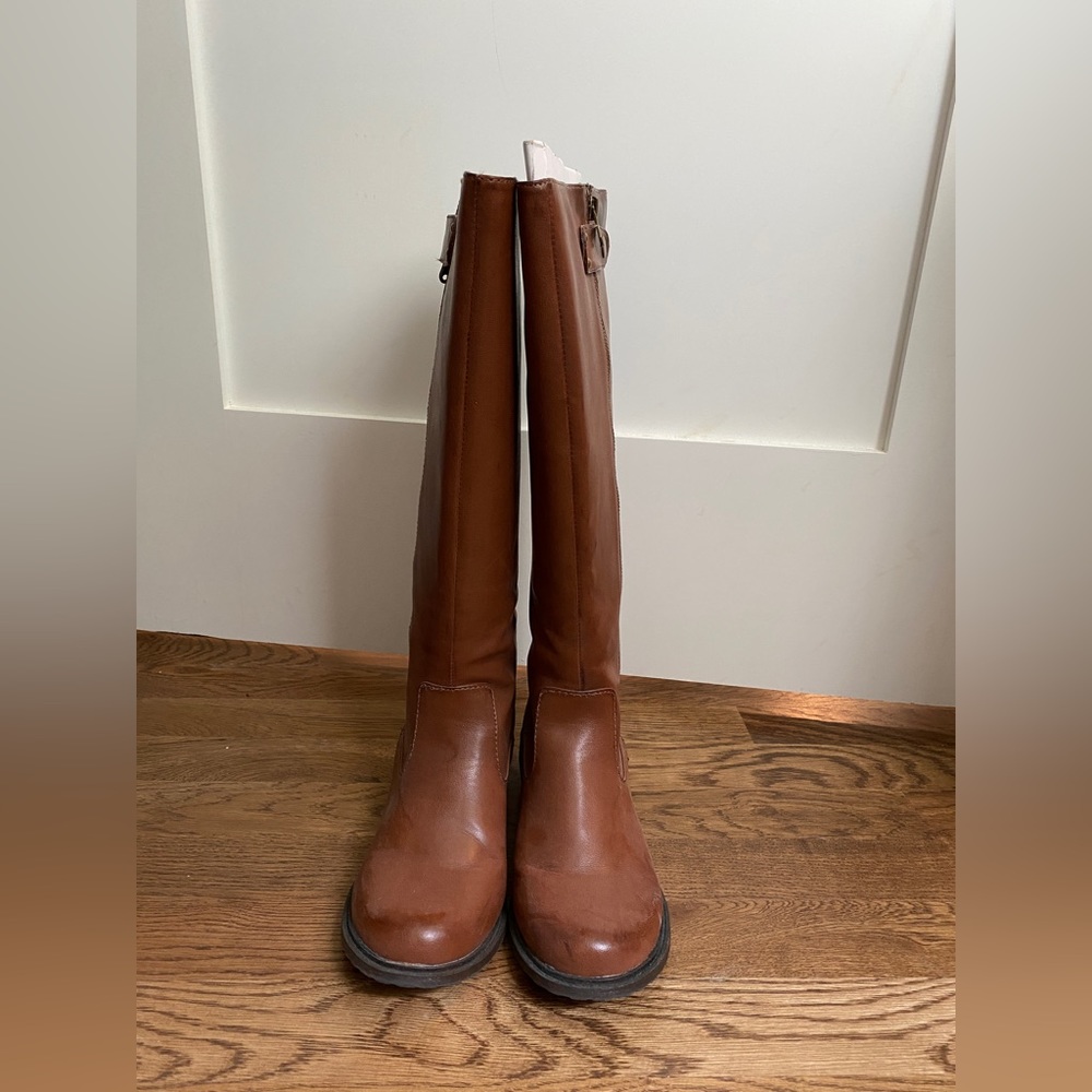MIA Women’s Light Brown Boot in Size 7